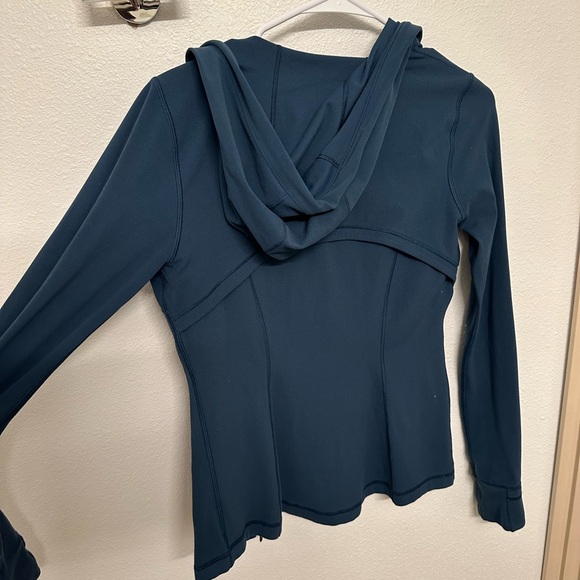 Women’s define hooded jacket nulu - Lululemon - Picture 8 of 9